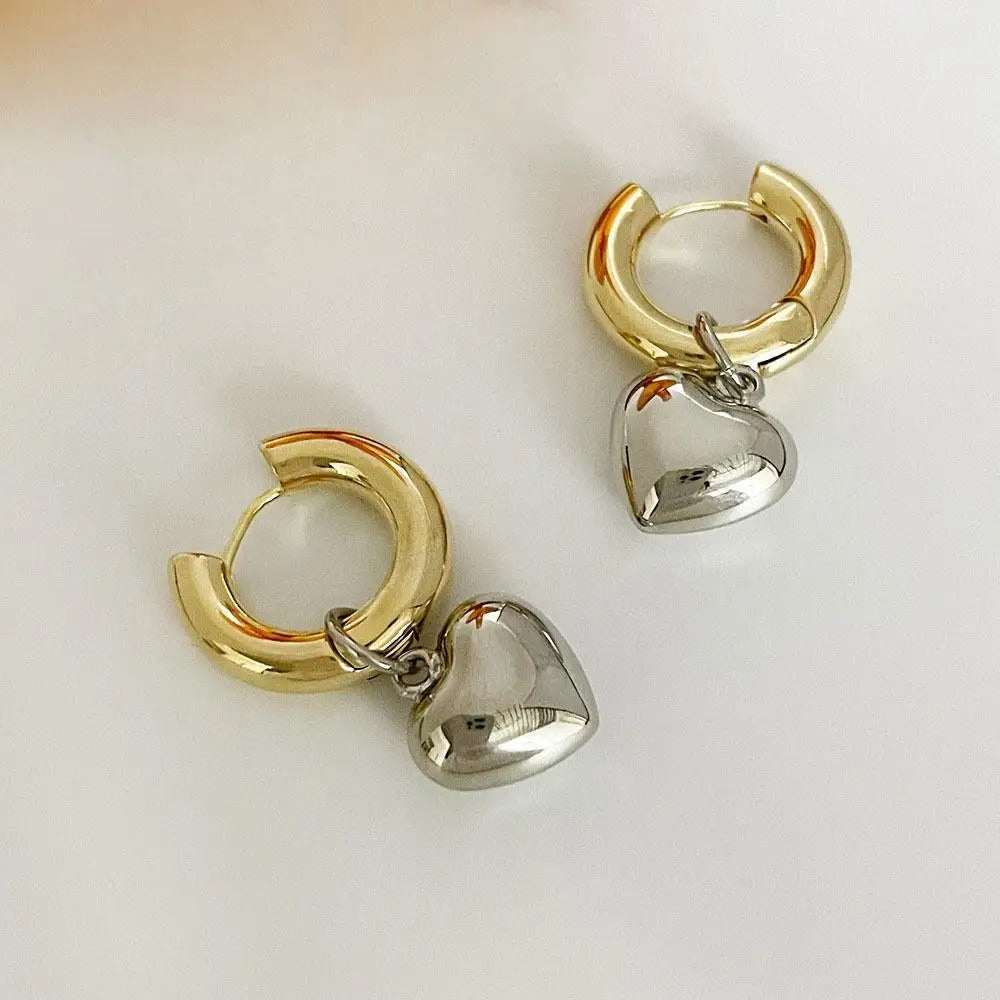 Boucles d'oreilles bicolores en forme de cœur