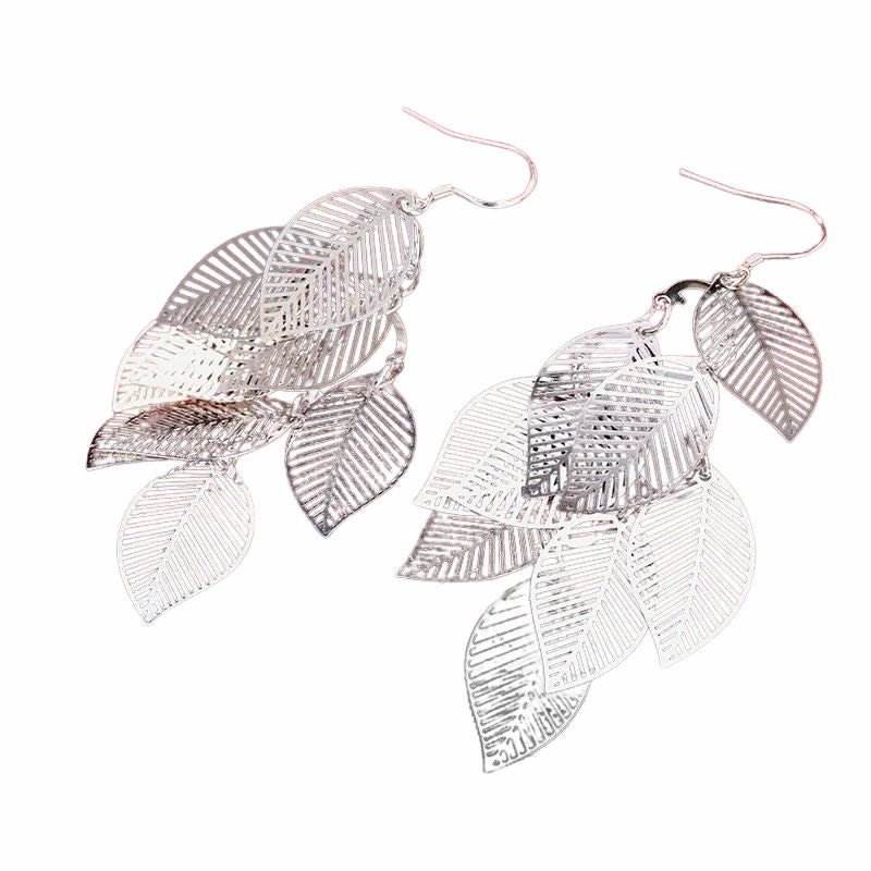 Boucles d'oreilles pendantes en feuilles plaquées argent
