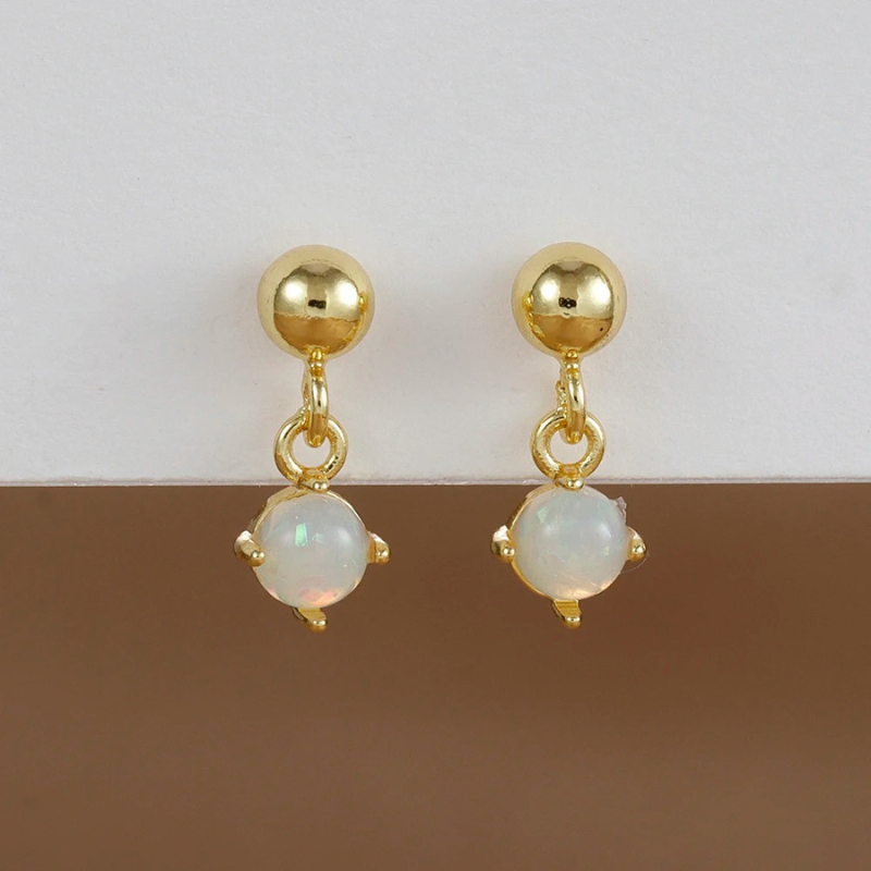 Boucles d'oreilles opales plaqué or