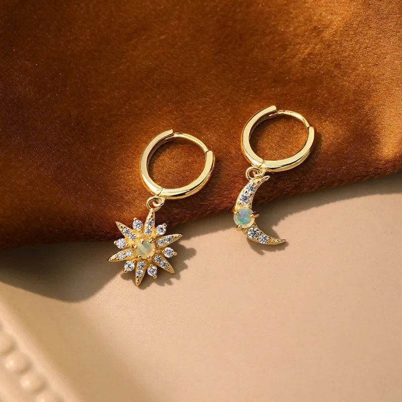 Boucles d'oreilles opales plaqué or
