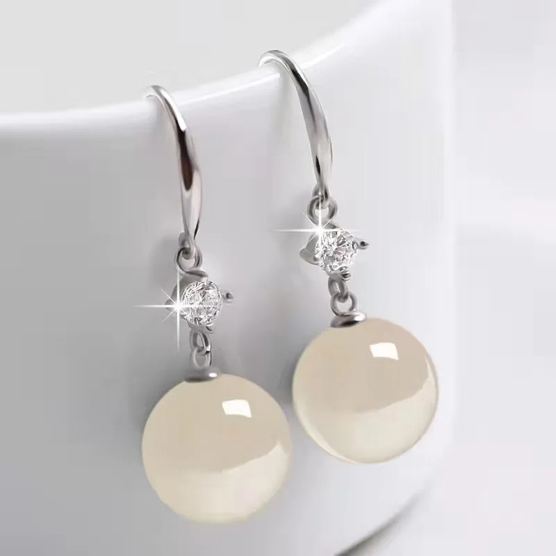 Boucles d'oreilles gouttes perles jade plaqué or