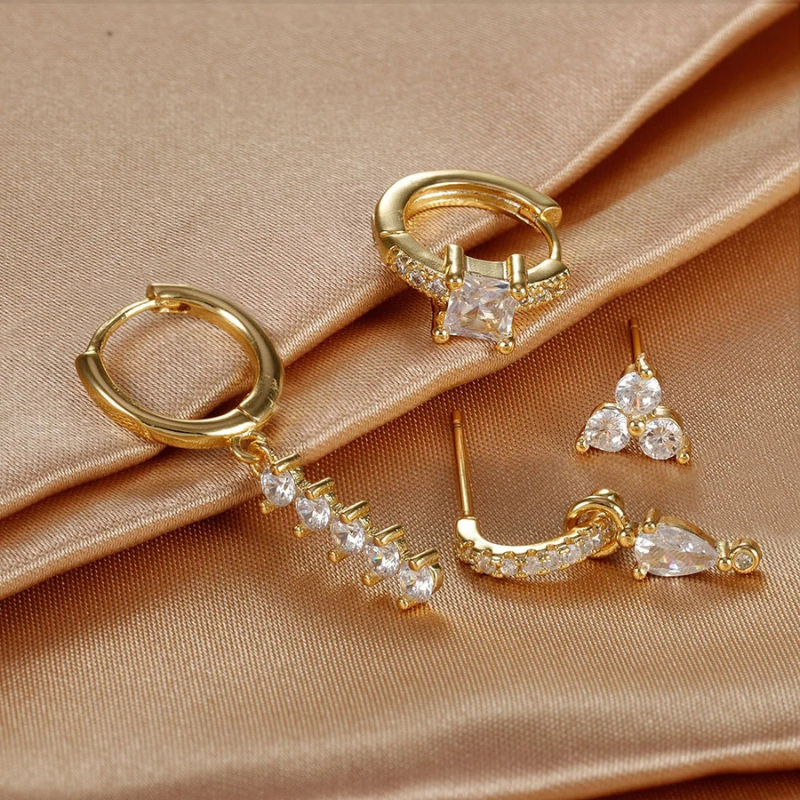 Set de Boucles d’Oreilles Carrées Dorées avec Zircone
