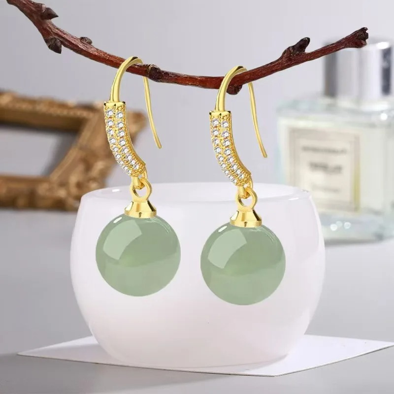 Boucles d'oreilles gouttes perles jade plaqué or
