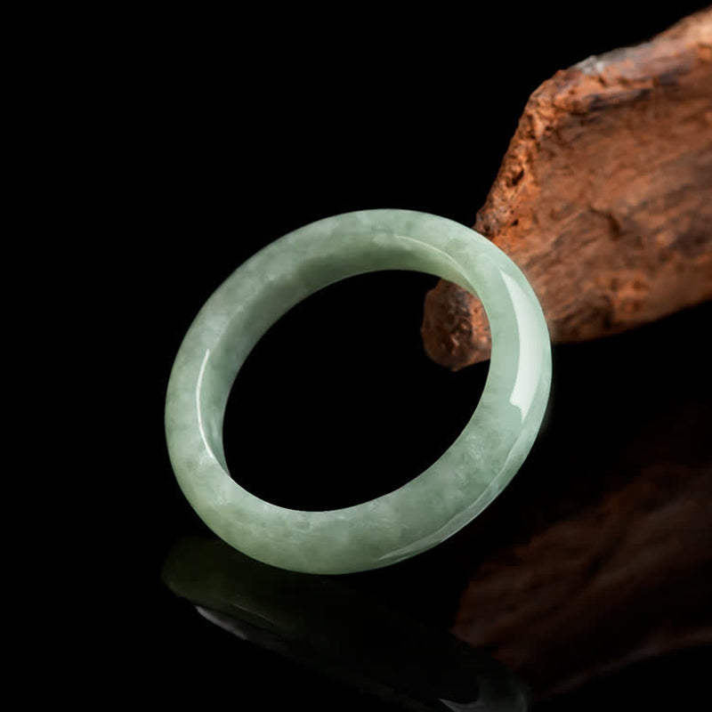 Bague jade naturel lisse vert pâle – Léo