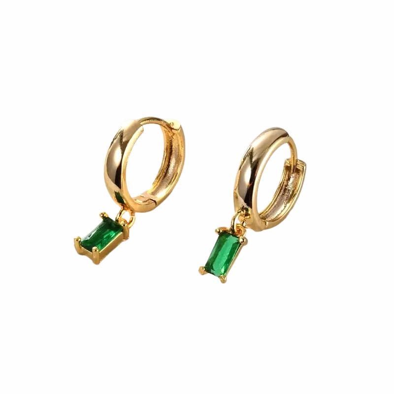 Boucles d'oreilles élégantes en zircone carrée