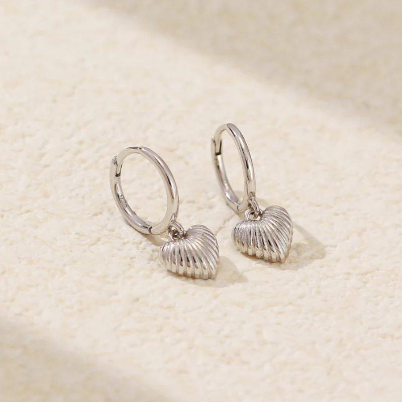 Boucles d'oreilles vintage en forme de cœur
