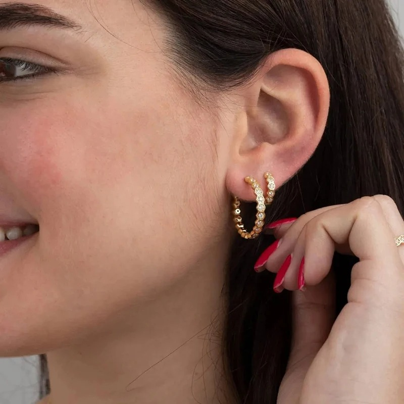 Boucles d'oreilles créoles hexagonales plaqué or