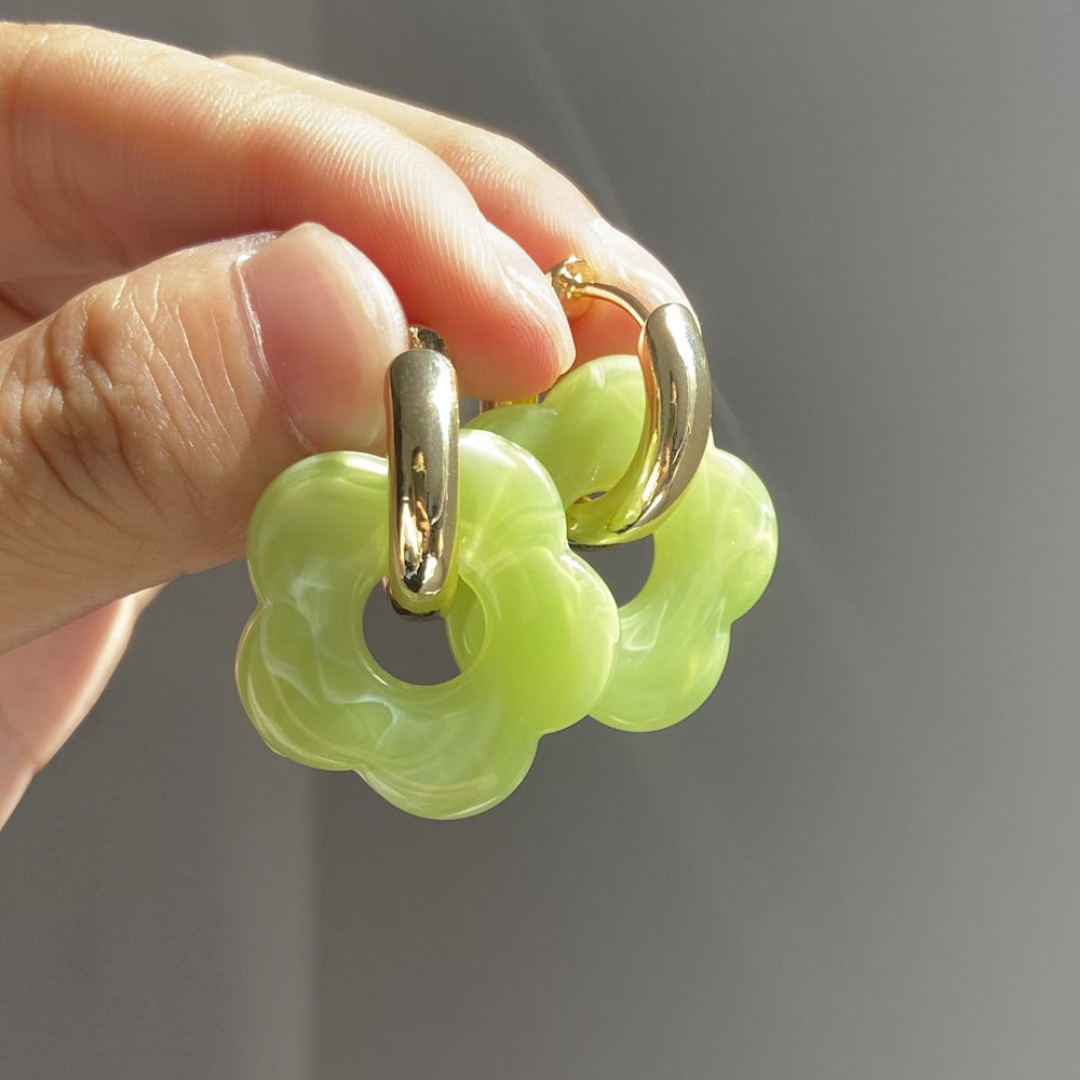 Pendants d'oreilles en Forme de Fleur en Résine Acrylique
