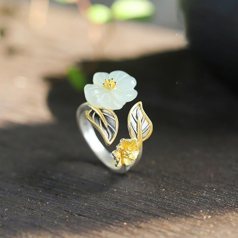 Bague fleur jade blanc plaqué argent – Lila