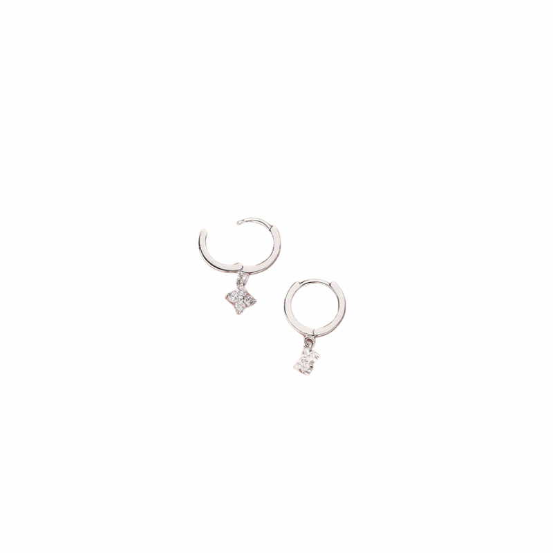 Boucles d'oreilles à quatre feuilles avec zircon