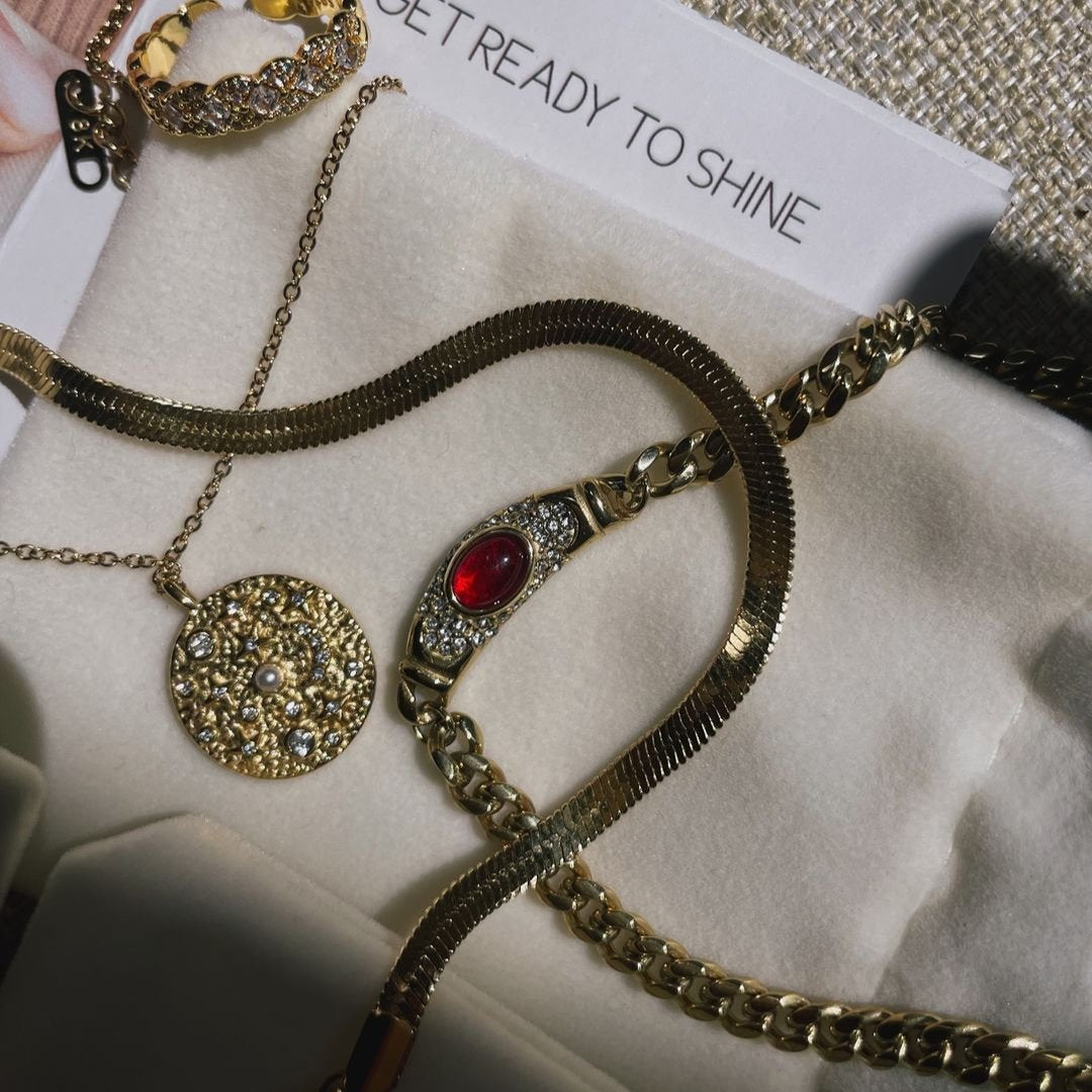 Collier pendentif rond texturé Plaqué or – Léa