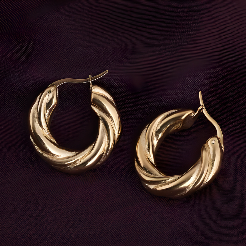 Boucles d'Oreilles en Hoops Tordues Dorées