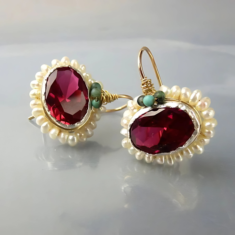 Boucles d'oreilles vintage cristal rouge plaqué or