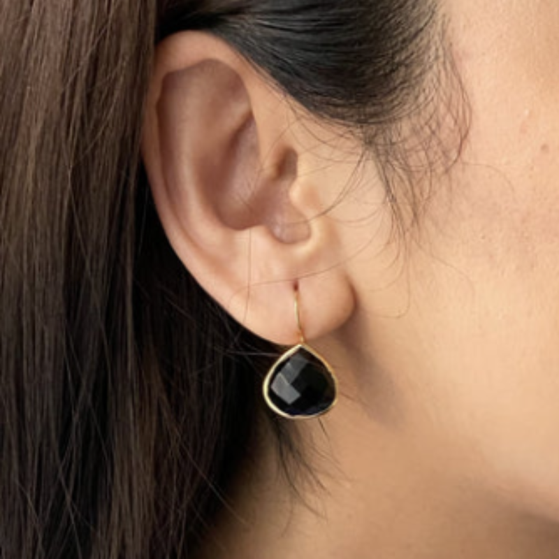 Boucles d'oreilles gouttes onyx noir plaqué or