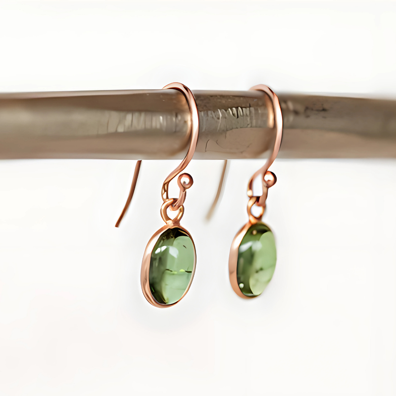 Boucles d'oreilles gouttes tourmaline verte plaqué or