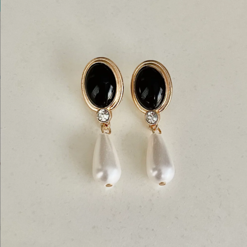 Boucles d'oreilles gouttes pierre naturelle et perle plaqué or