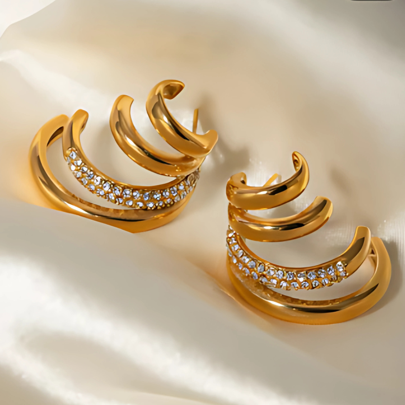 Boucles d'oreilles créoles triple couche zircon plaqué or