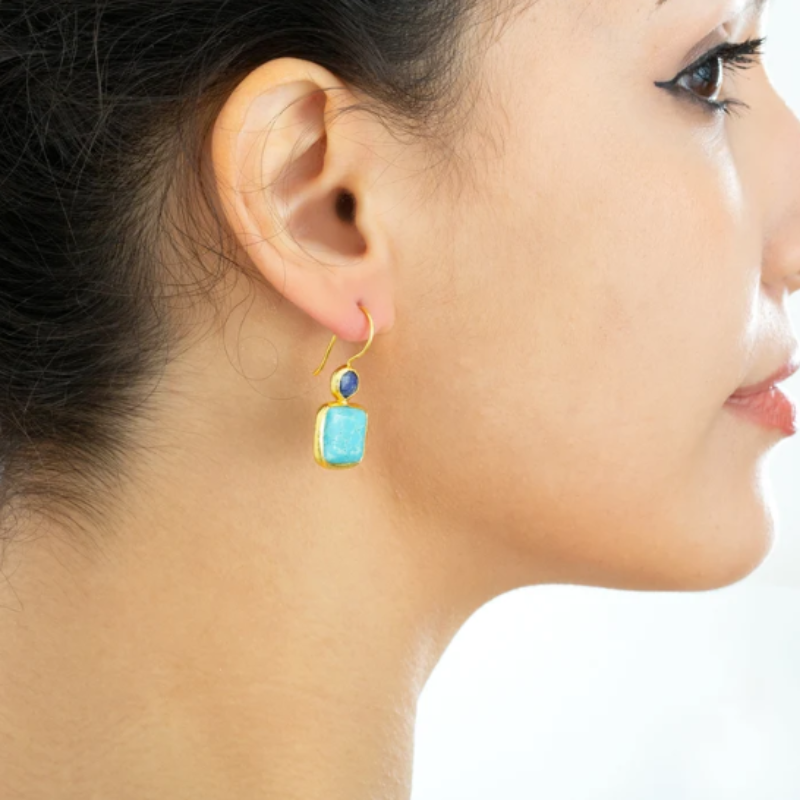 Boucles d'oreilles gouttes turquoise et lapis lazuli plaqué or
