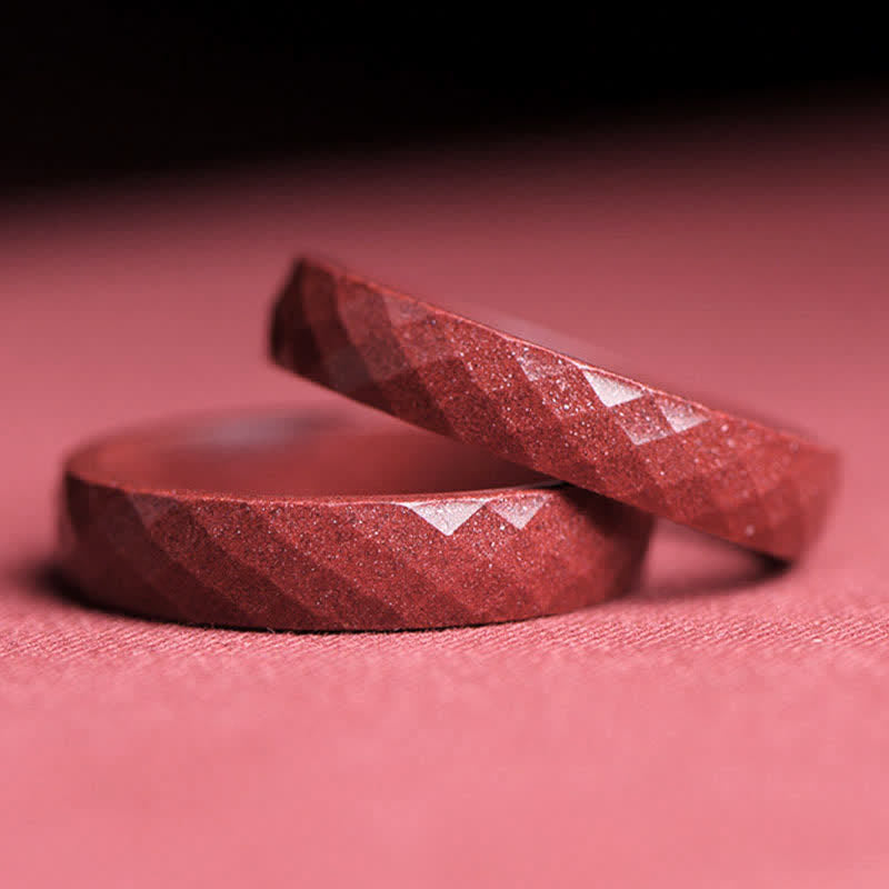 Bague cinabre rouge gravée nuages – Léo