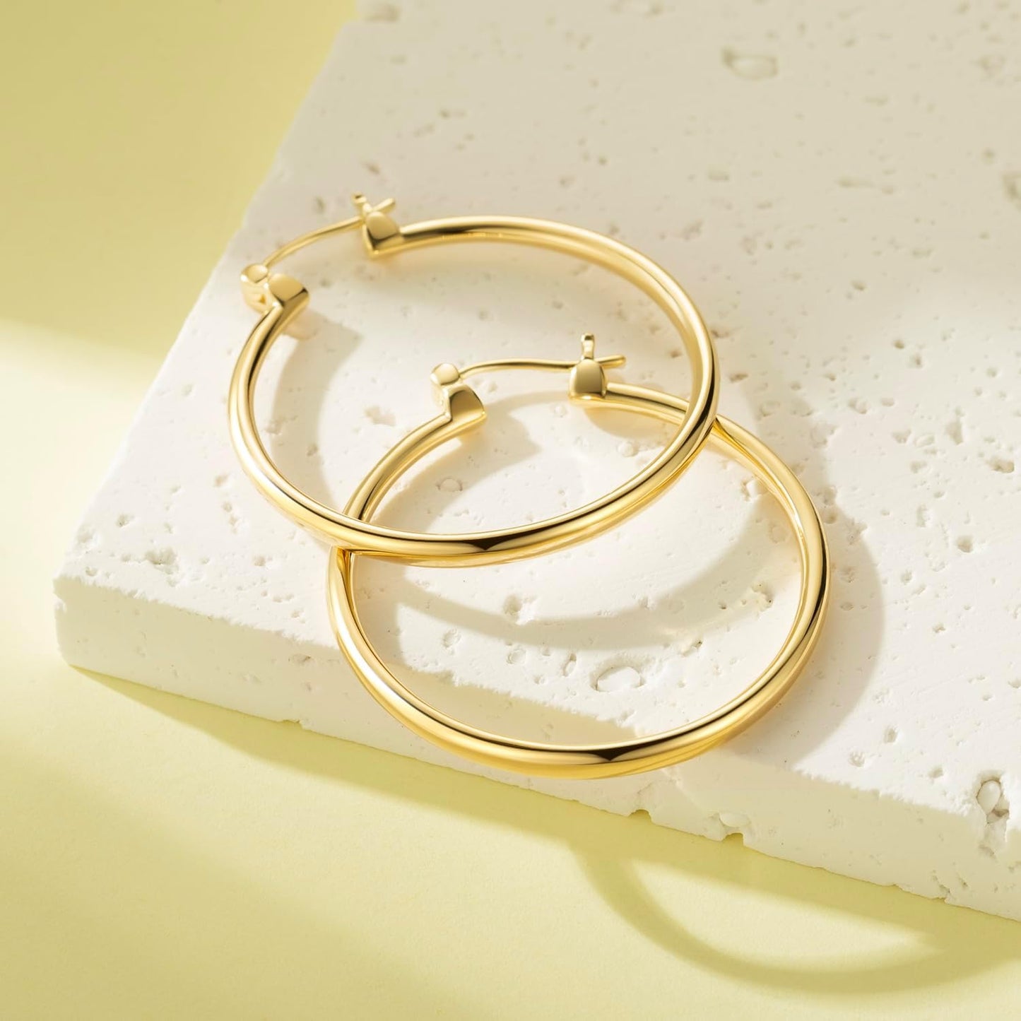 Boucles d'Oreilles Créoles Dorées Grandes