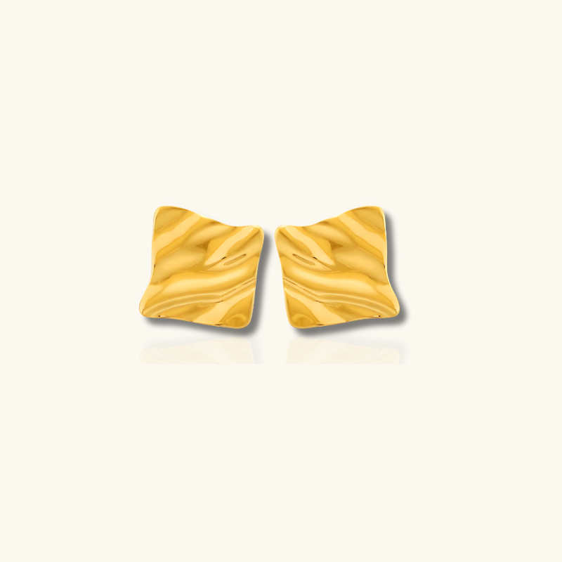 Boucles d'Oreilles Stud Carrées Plissées