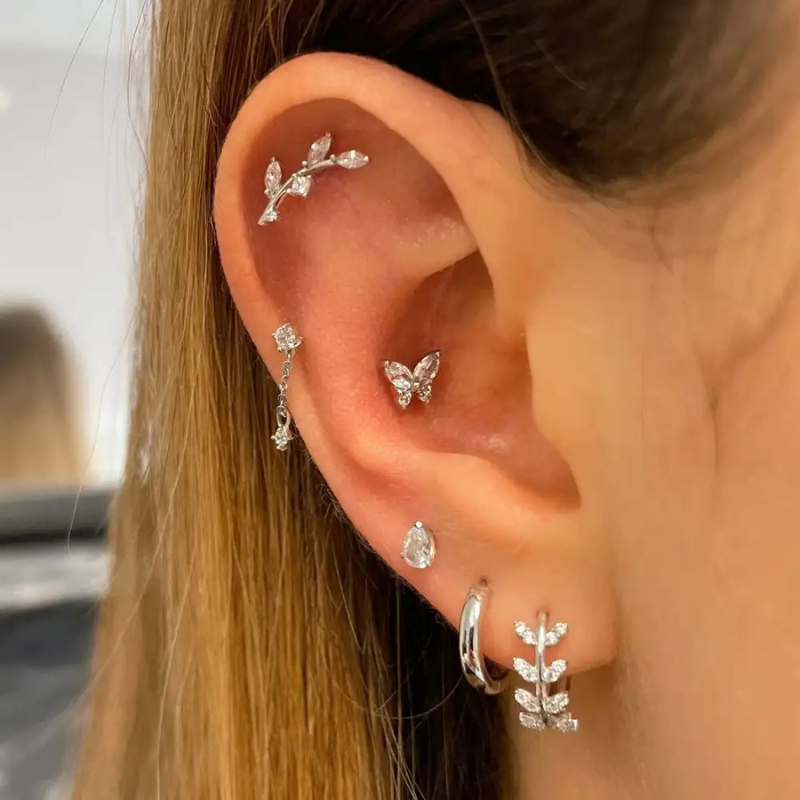 Boucles d'oreilles helix avec zircon scintillant