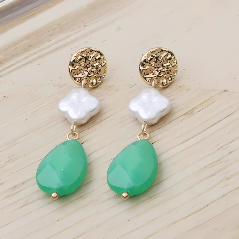 Boucles d'oreilles gouttes perles et pierres plaqué or