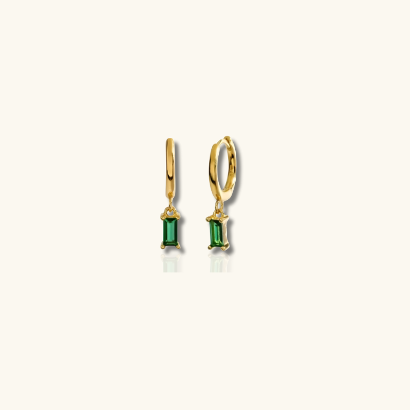 Boucle d'Oreille en Hoop avec Zircon Émeraude Plaquée Or