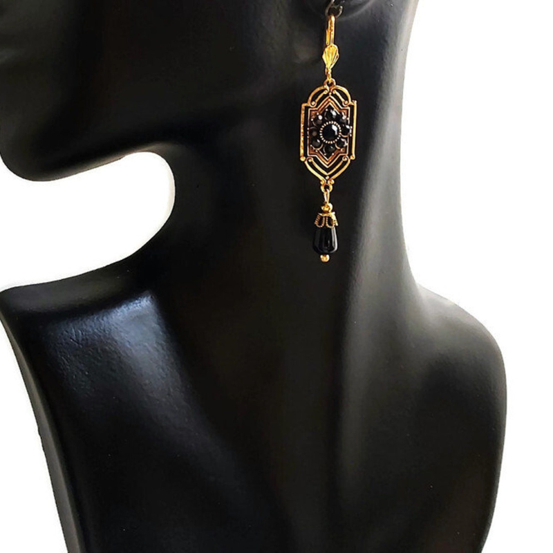 Boucles d'Oreilles Vintage en Cristaux Noirs Suspendus Or