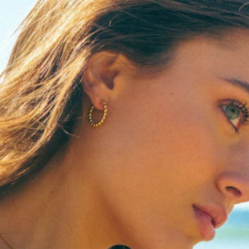 Boucles d'Oreilles en Hoops C-Shaped Perles Dorées