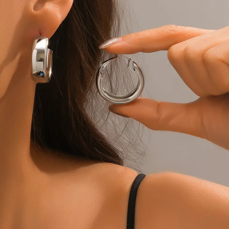 Boucles d'oreilles créoles dorées grandes taille plaqué or