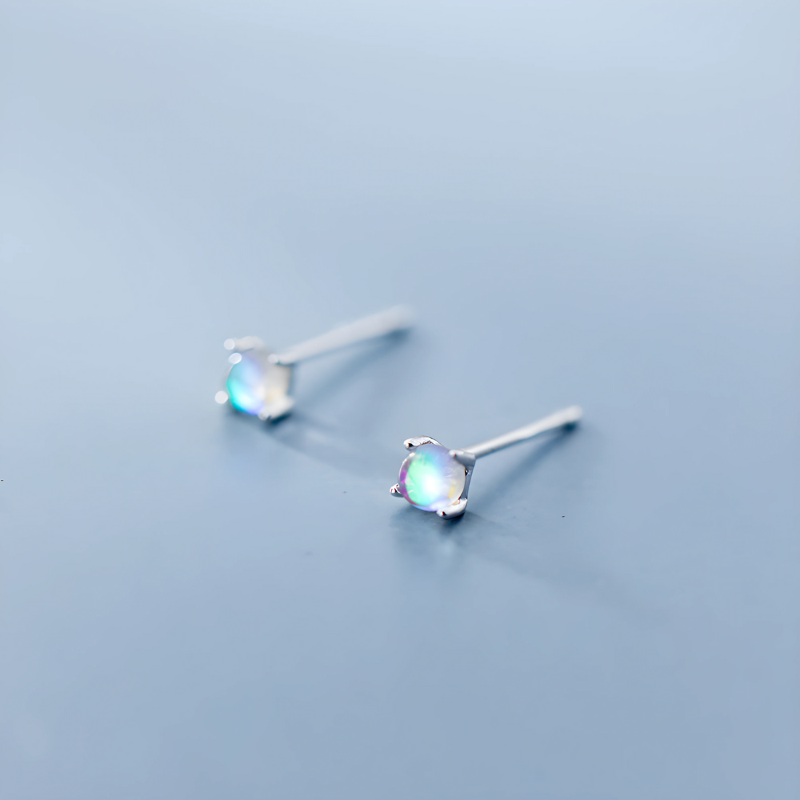 Boucles d'Oreilles Mini Stud en Pierre de Lune Élégantes