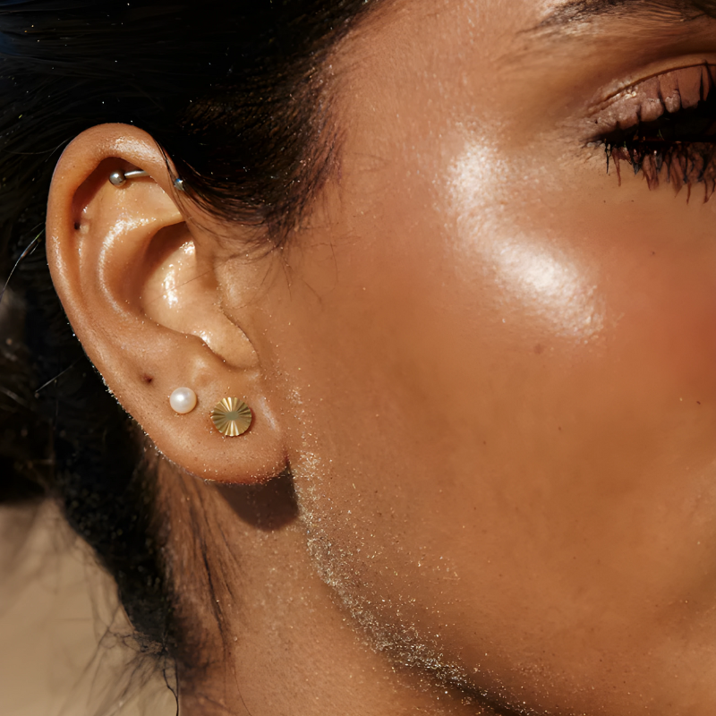 Boucles d'Oreilles Mini Stud avec Perles