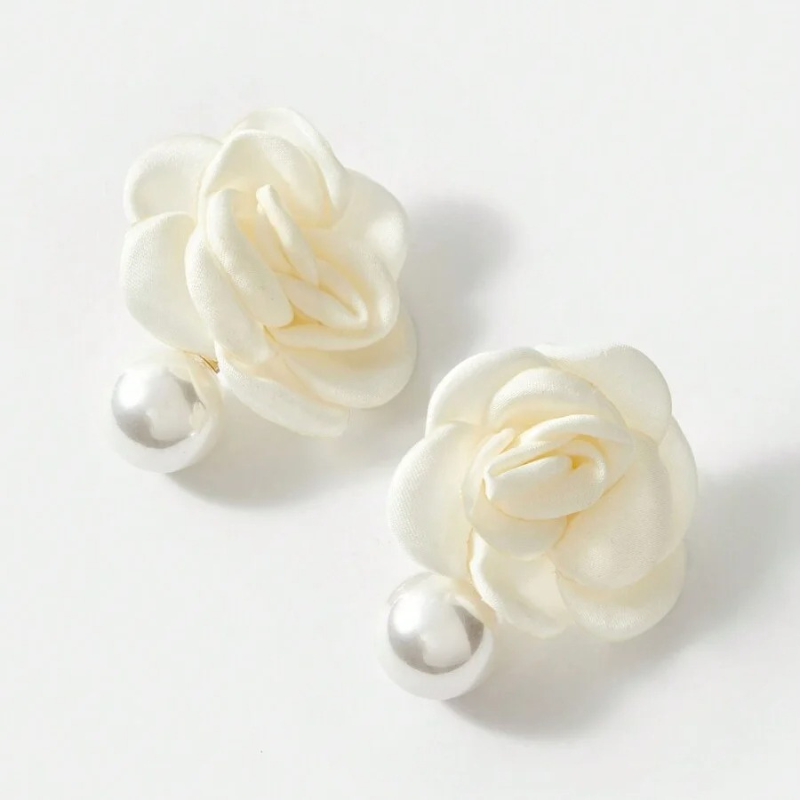 Boucles d'oreilles fleurs et perles