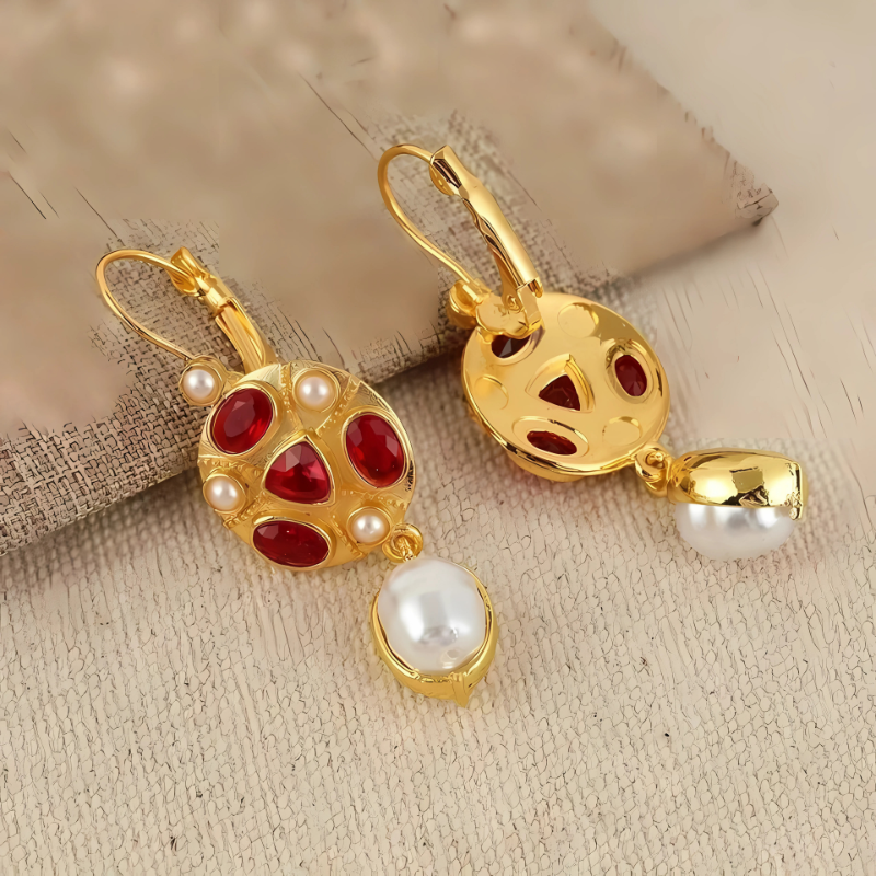 Boucles d'oreilles Goutte Dorée en Pierre Rouge