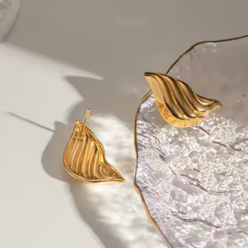 Boucles d'oreilles ailes d'ange plaqué or