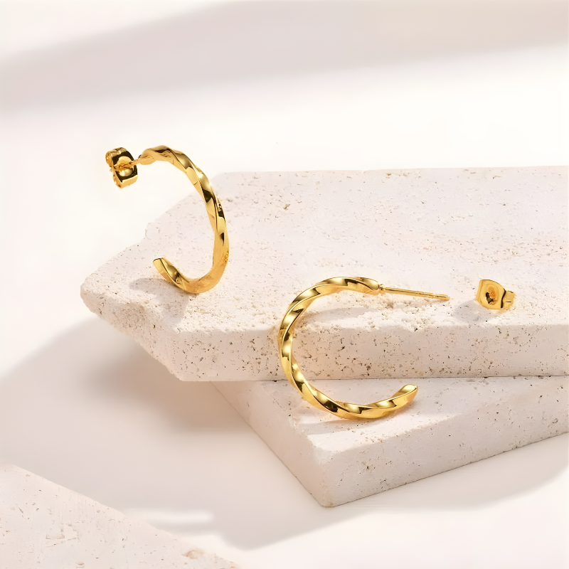 Boucles d'Oreilles en Stud Tordues en Forme de C
