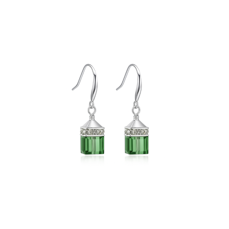 Boucles d'oreilles à crochet en cristal vert plaqué argent