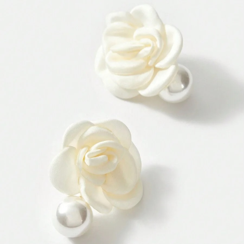 Boucles d'oreilles fleurs et perles