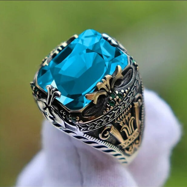 Bague pierre verte gravée argent doré – Léo