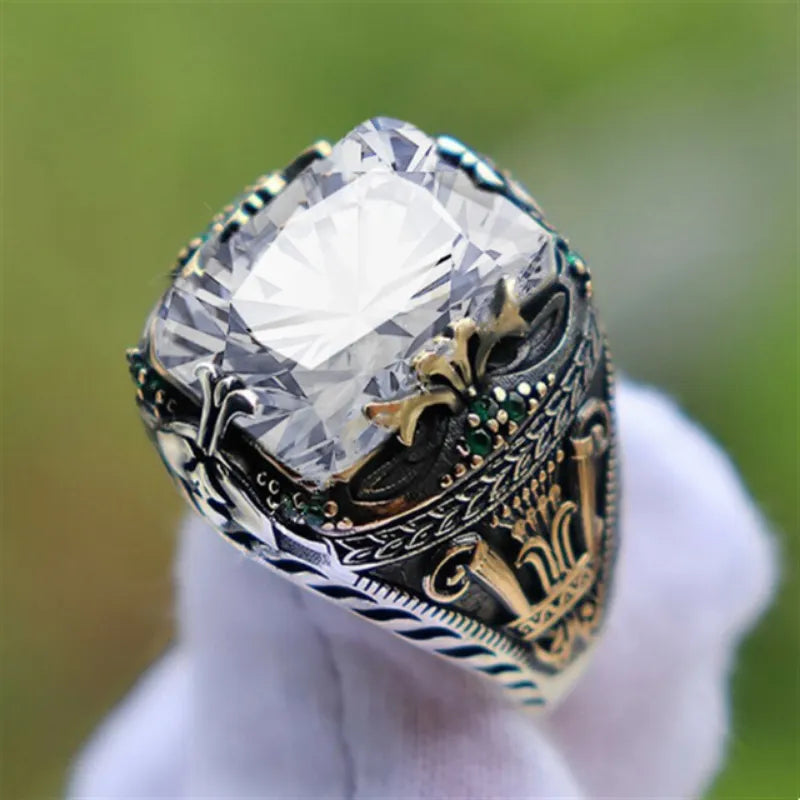 Bague pierre verte gravée argent doré – Léo