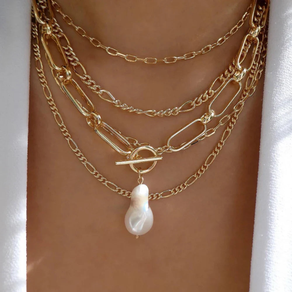 Collier multi-chaînes or perle baroque cristaux – Lila
