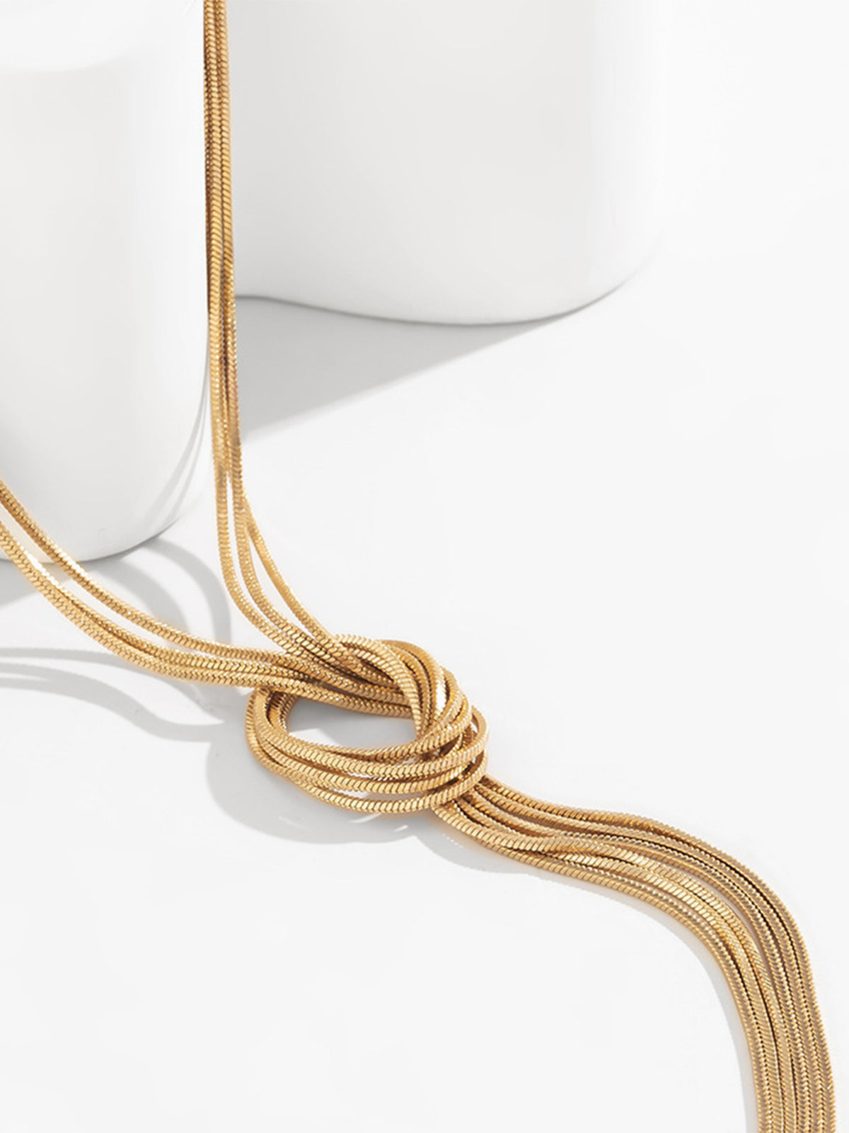Collier chaîne fine nœud plaqué or – Lise