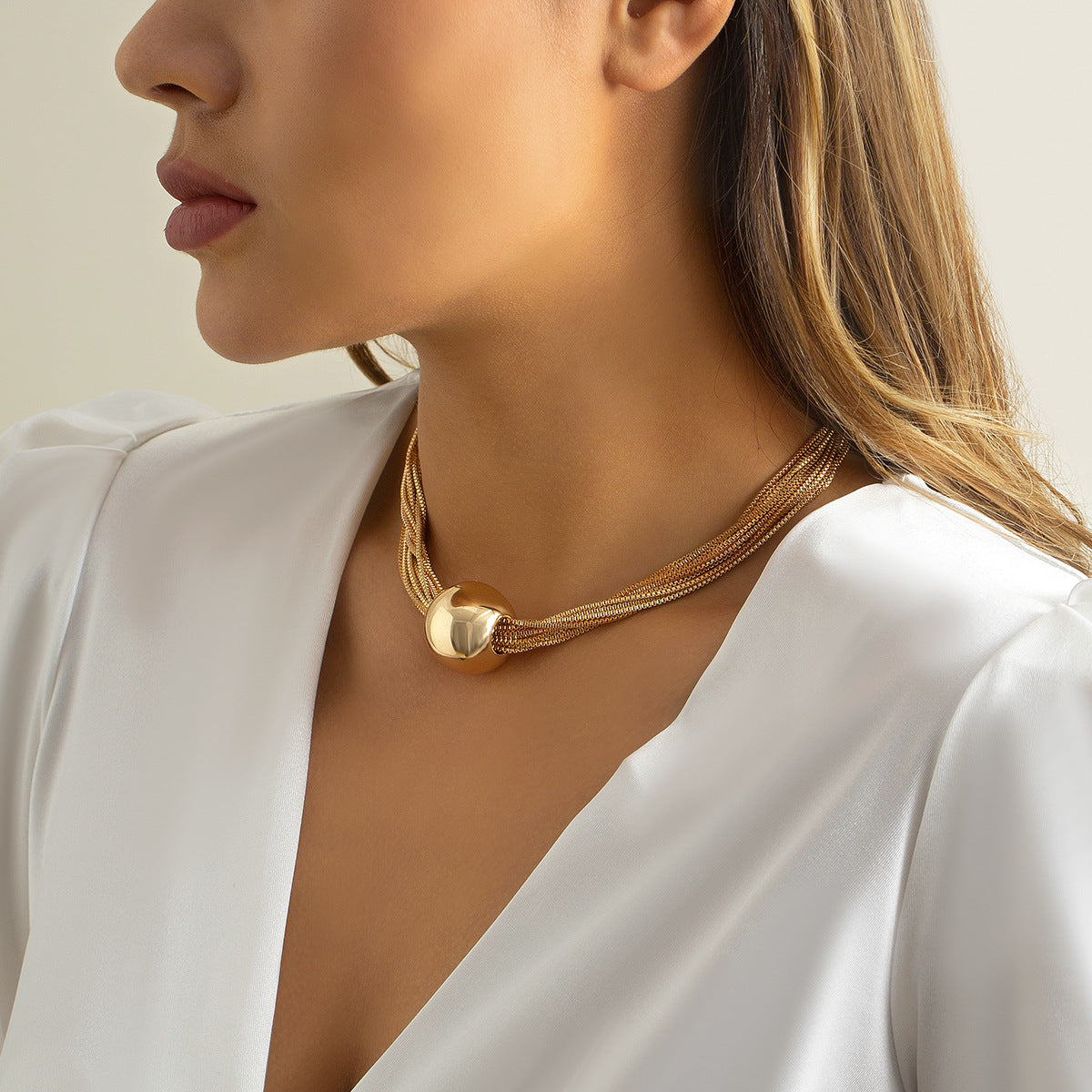 Collier choker multi-couches or géométrique – Lise