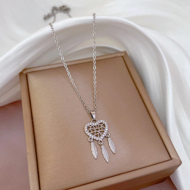 Collier pendentif cœur feuilles ajouré or zirconias – Lila