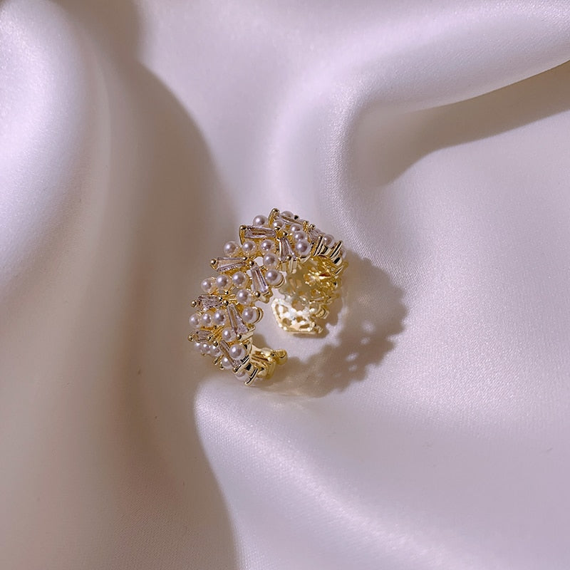 Bague fine or perles blanches – Lila