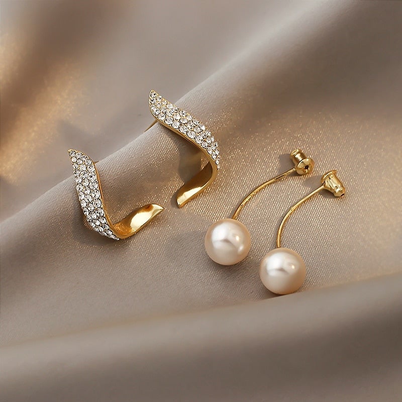 Boucles d’oreilles perles suspendues or pavé – Lila