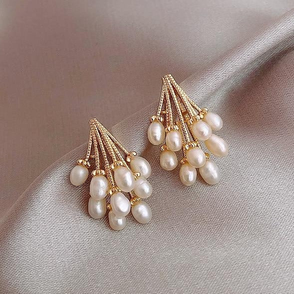 Boucles d’oreilles pendantes perles goutte or – Lila