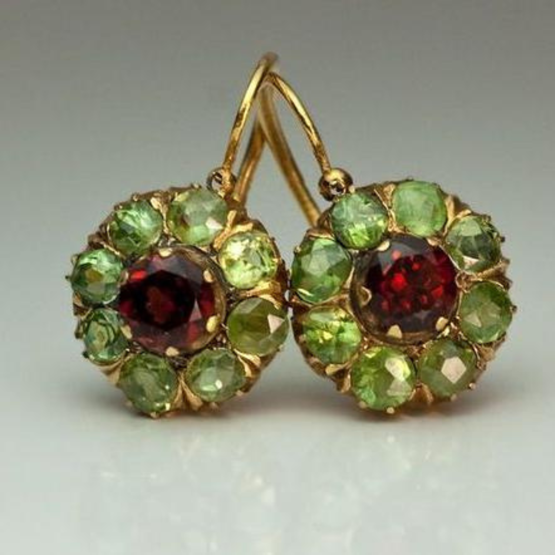 Boucles d'Oreilles Vintage Rondes avec Cristaux Verts et Rouges