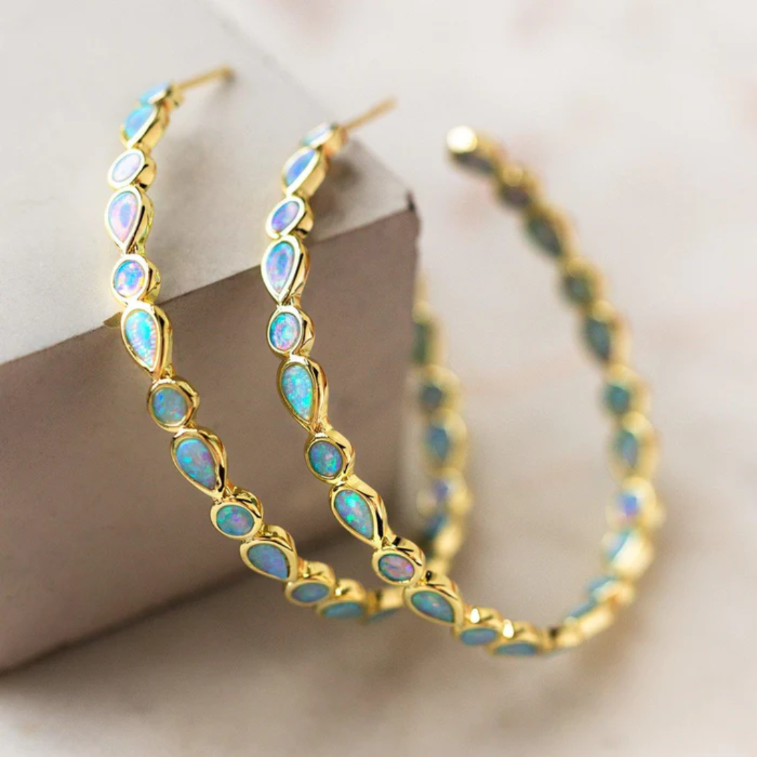 Boucles d'Oreilles Créoles Dorées avec Opale Bleue Vintage